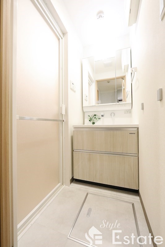 洗面設備　独立洗面台　脱衣室