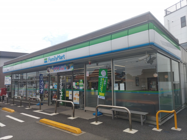 コンビニ　ファミリーマート　川越天沼店（コンビニ）まで500m