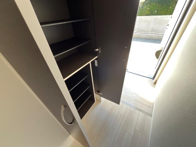 玄関　玄関（イメージ）