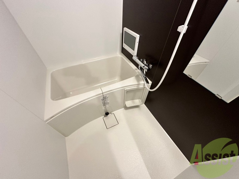 バス・シャワールーム　お風呂になります。一日の疲れを癒してくださいね。