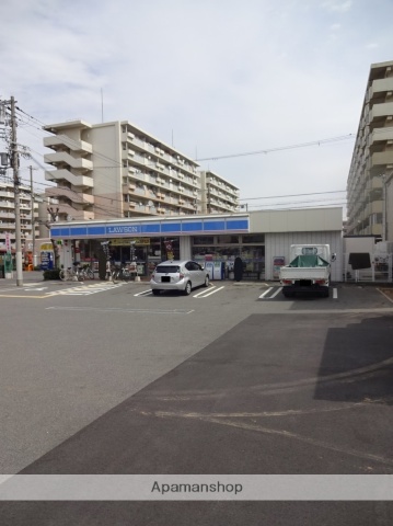 コンビニ　ローソン（コンビニ）まで613m