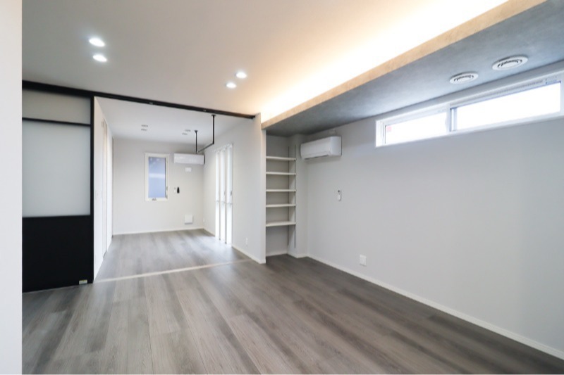 居室・リビング　図面と現状に相違がある場合には現状を優先