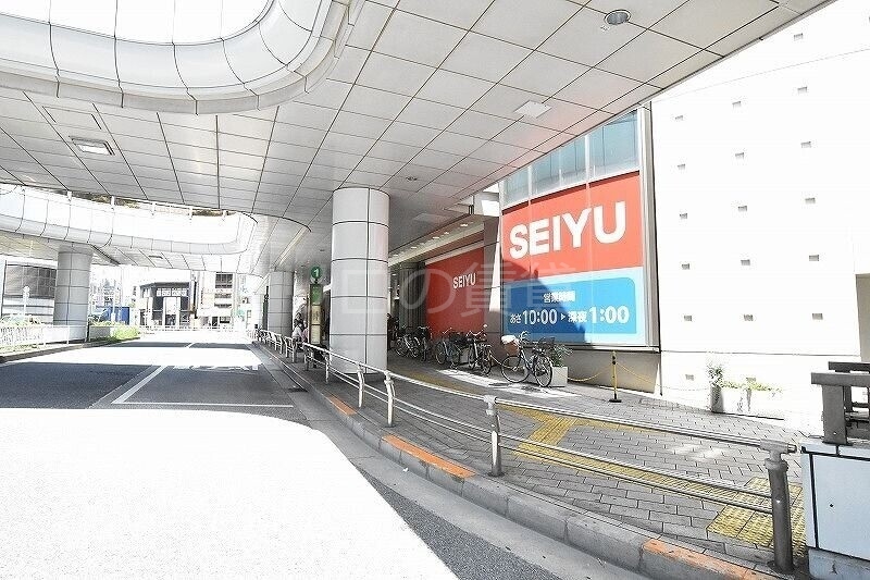 スーパー　西友　大井町店（スーパー）まで766m