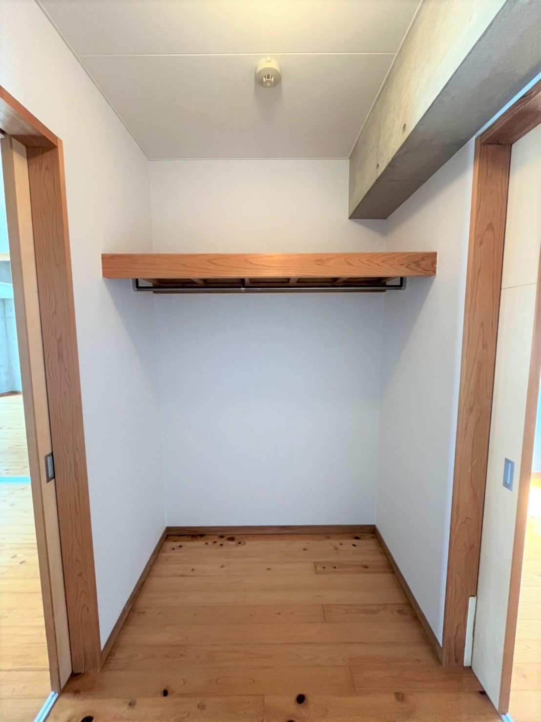 収納　広いウォークインクローゼット