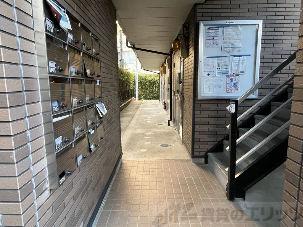 エントランス　エントランス
