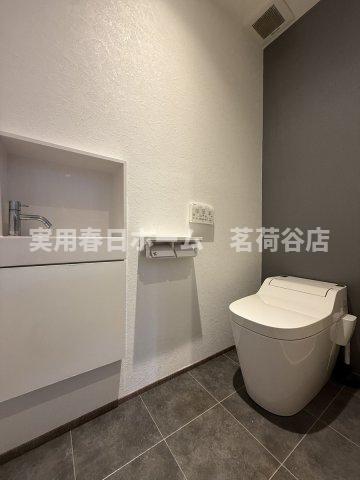 トイレ　1階※クリーニング前のお写真です。