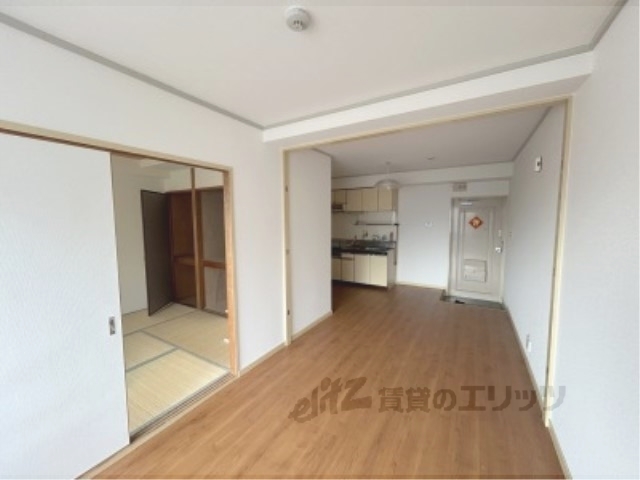 居室・リビング　リビング