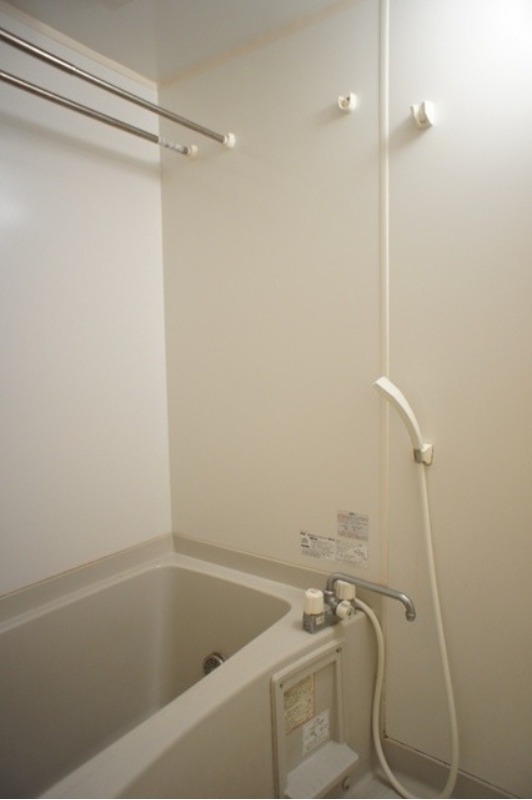 バス・シャワールーム　図面と現状に相違がある場合には現状を優先