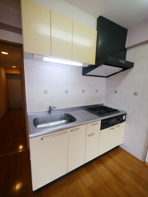 キッチン　★お部屋探しは株式会社タウンハウジング東京まで★