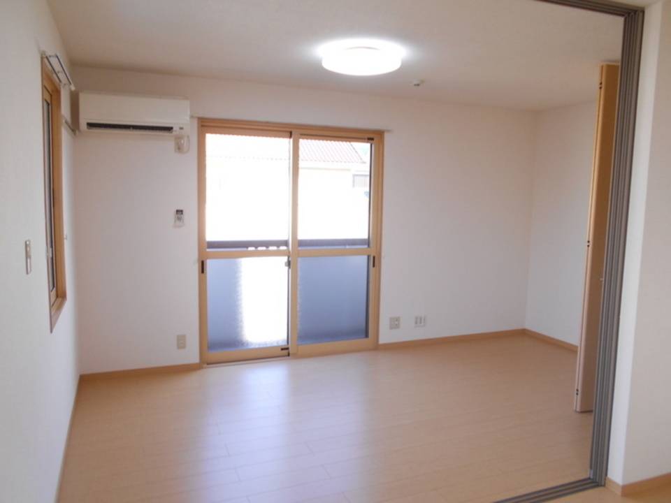 居室・リビング　リビング