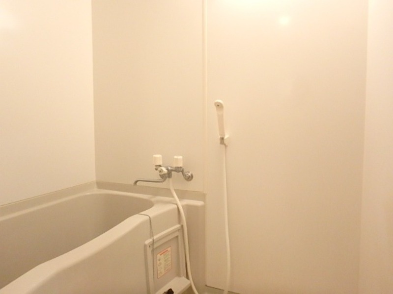 バス・シャワールーム　図面と現状に相違がある場合には現状を優先