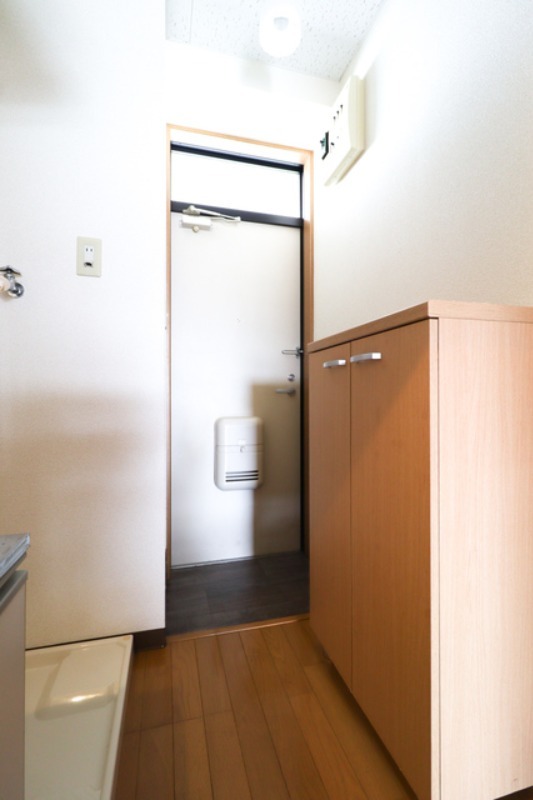 玄関　図面と現状に相違がある場合には現状を優先