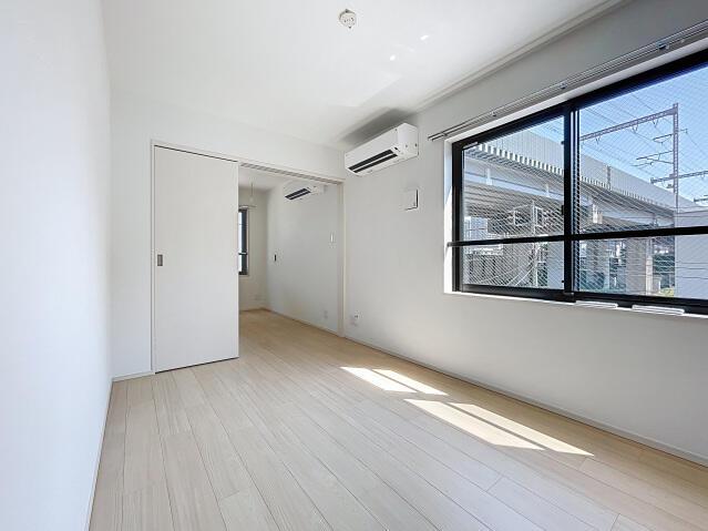 居室・リビング　?