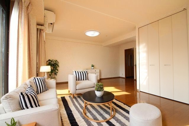 居室・リビング　ＣＧで家具等を配置したもので家具等は含まれません。