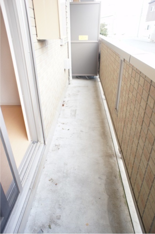 バルコニー　図面と現状に相違がある場合には現状を優先