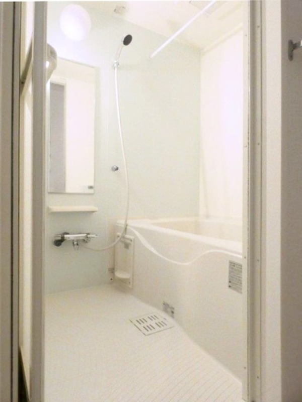 バス・シャワールーム　図面と現状に相違がある場合には現状を優先