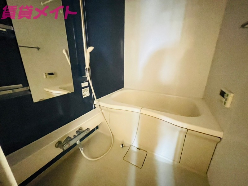 バス・シャワールーム　別部屋参考写真です