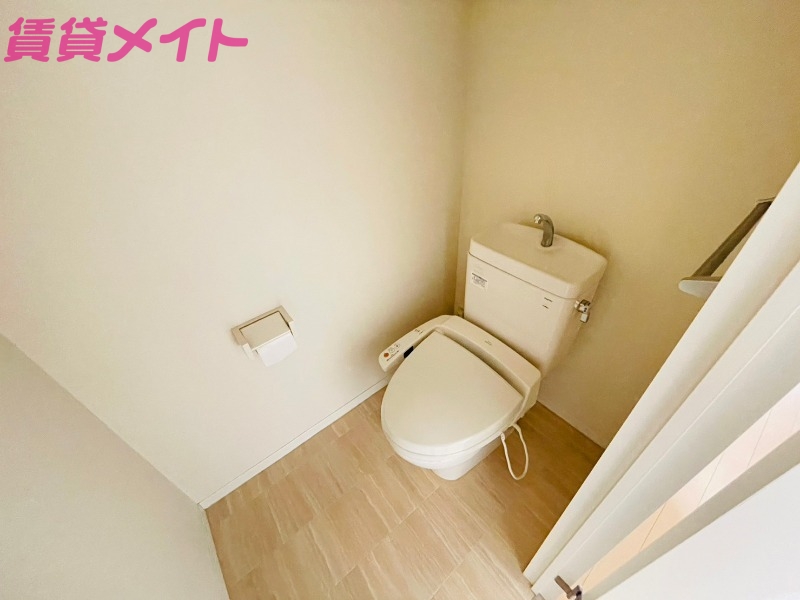 トイレ　別部屋参考写真です