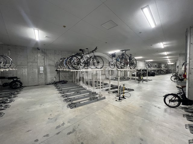 その他設備　ザ・タワー大阪　駐輪場
