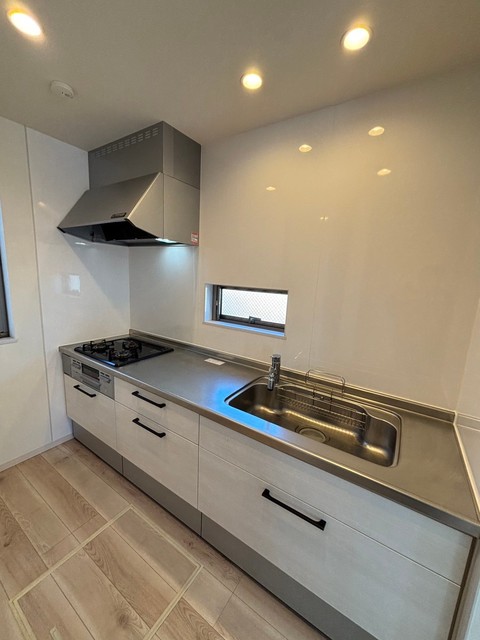 キッチン　同タイプの間取りの写真となります。