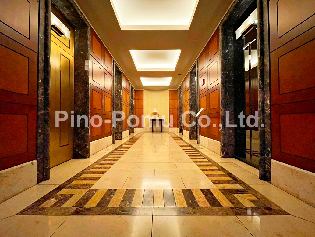 飲食店　プロントウインズ汐留店（飲食店）まで480m