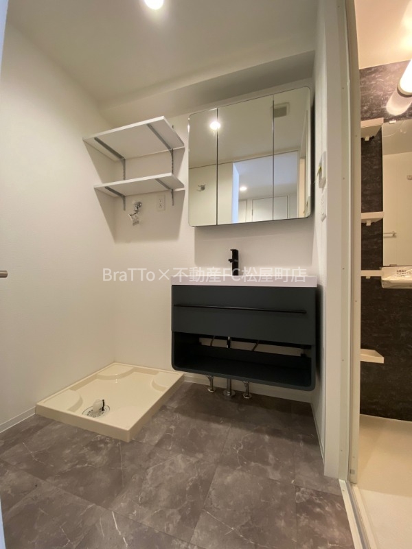 洗面設備　脱衣所