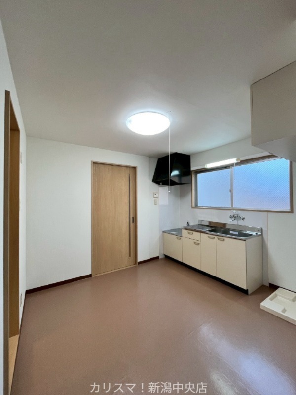 居室・リビング　※別部屋参考写真