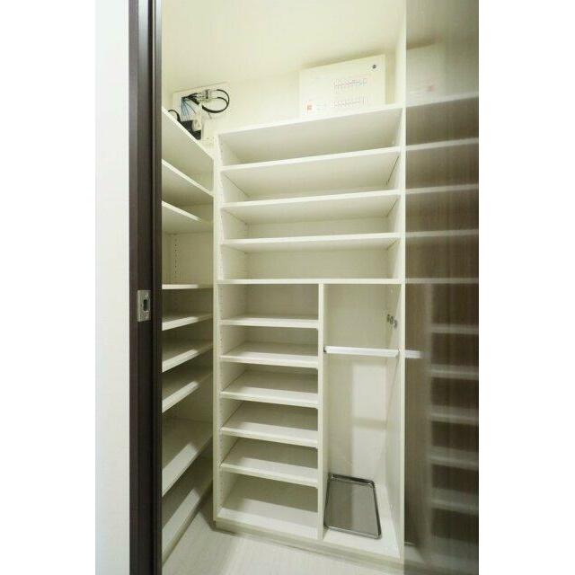 その他設備　シューズインクローゼット