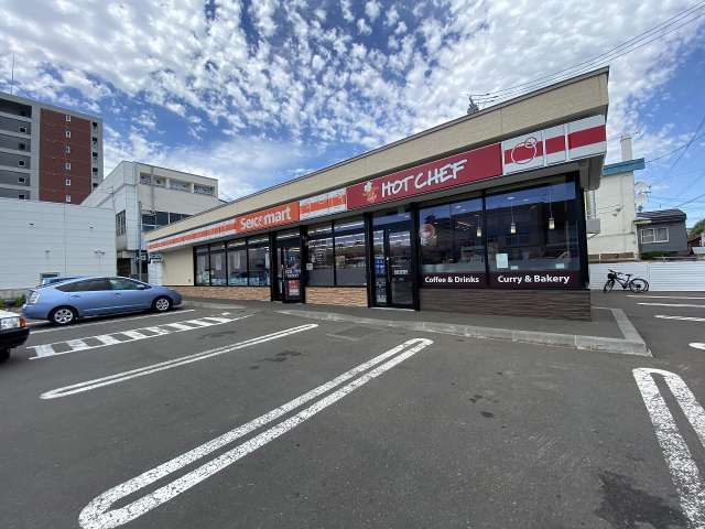 コンビニ　セイコーマート（コンビニ）まで331m