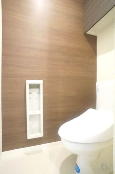 トイレ　※写真は入居前のものです。