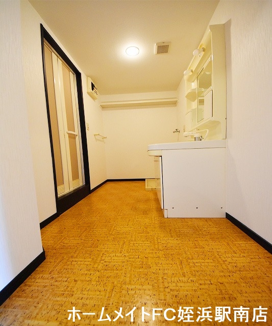 洗面設備　★洗面脱衣所も広いですね♪★参考写真