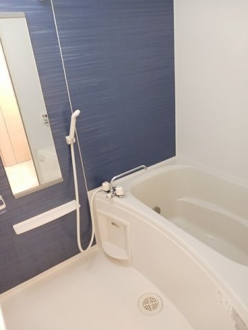 バス・シャワールーム　きれいなお風呂です