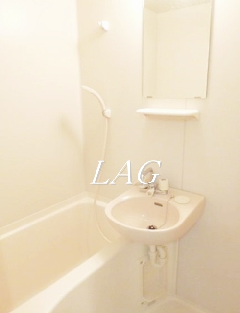 バス・シャワールーム　お風呂です。