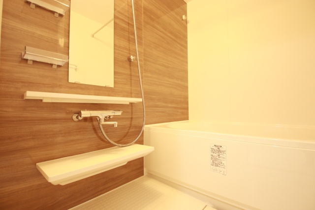 バス・シャワールーム　※別室の参考写真の為、現況優先です。