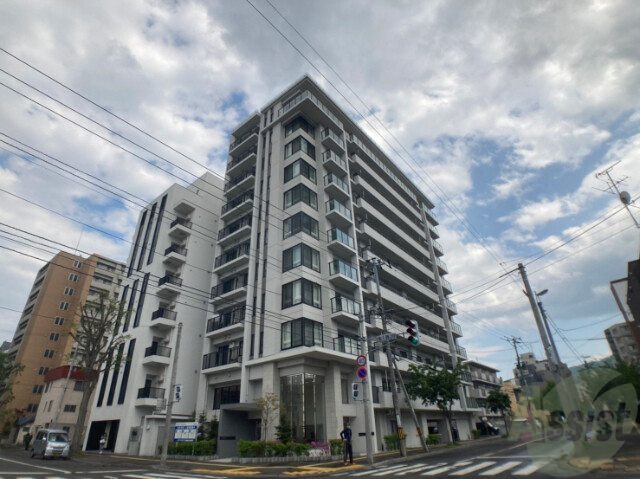 建物外観　札幌市中央区北１条西「クリオ円山鳥居前」