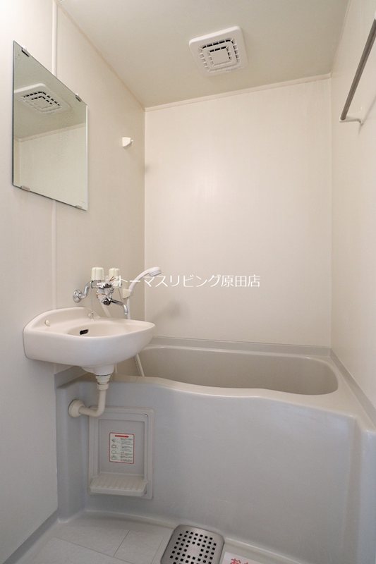 バス・シャワールーム　105号室写真