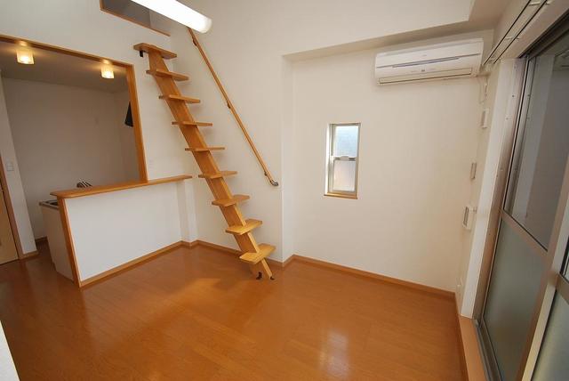 居室・リビング　リビング