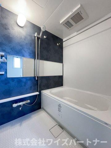 バス・シャワールーム　※同型タイプの為、現状優先