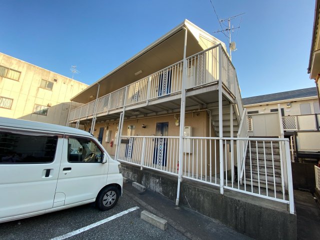 建物外観　敷地内に駐輪場あり！