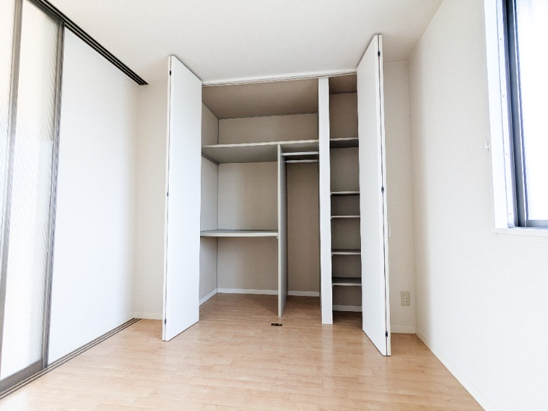 収納　図面と現状に相違がある場合には現状を優先