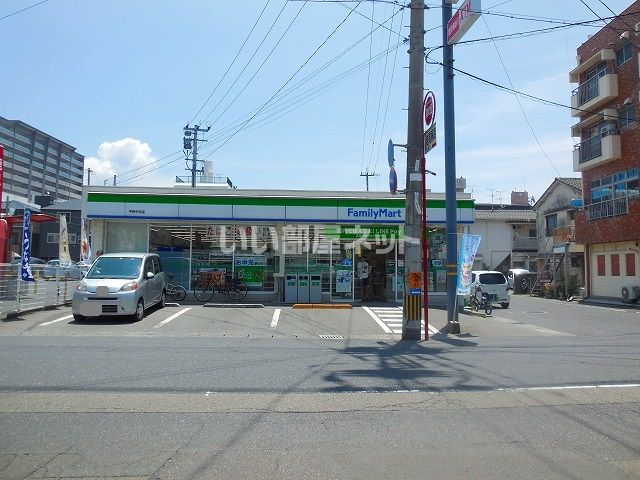 コンビニ　ファミリーマート 平野甲突店（コンビニ）まで397m