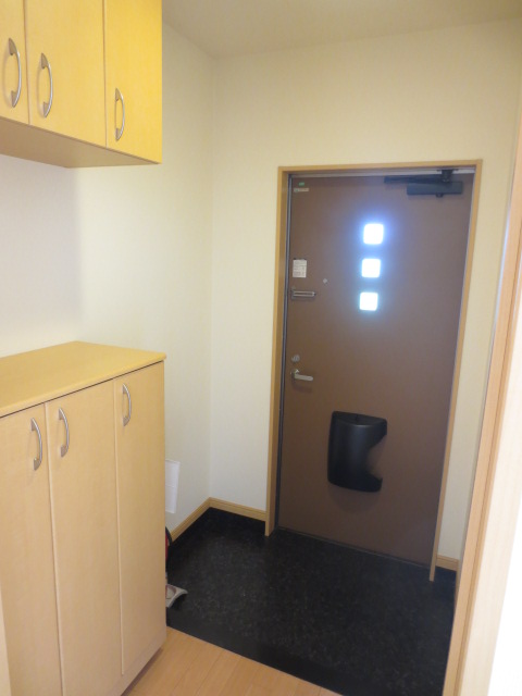 玄関　同型タイプ