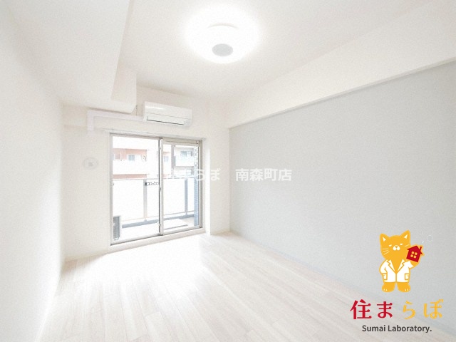 居室・リビング　「“合う暮らし”を、LINEで一緒に描こう。」