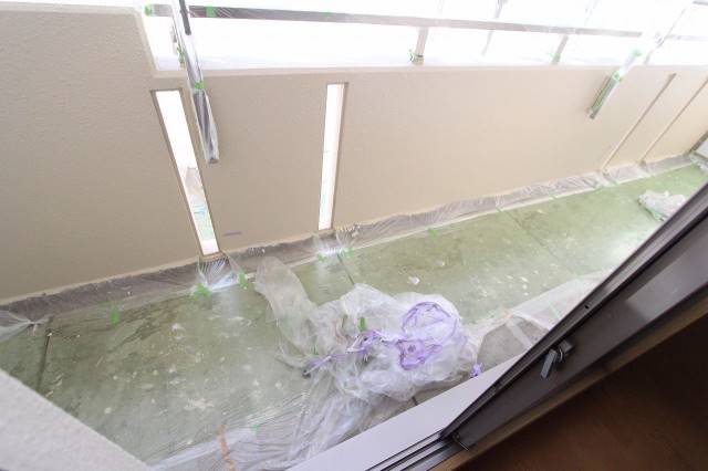 バルコニー　日当たり良好です。