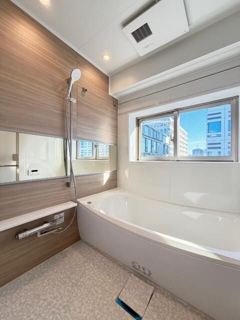 バス・シャワールーム　別部屋参考写真