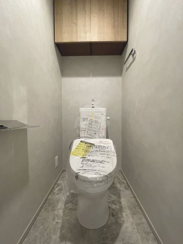 トイレ　リンクハウス難波元町　温水洗浄便座