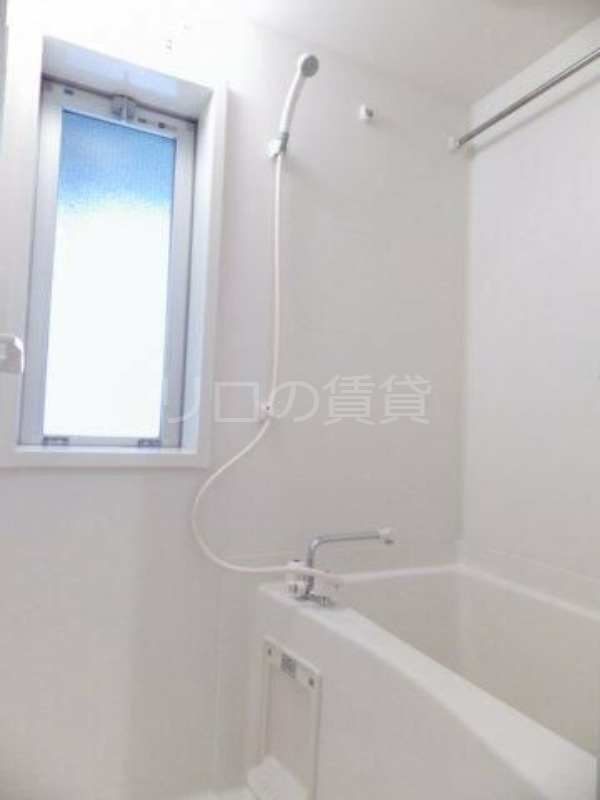 バス・シャワールーム　別部屋参考写真