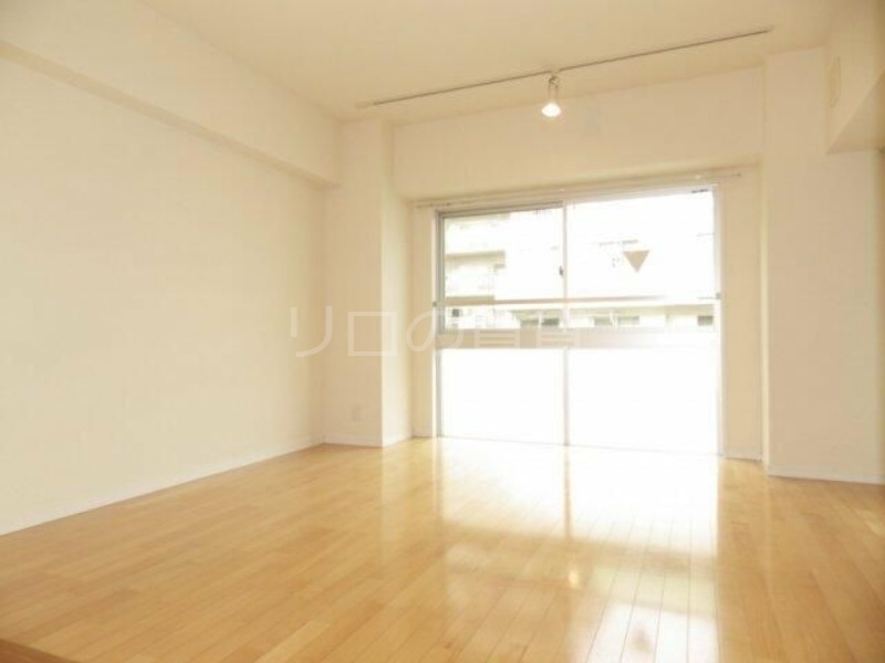 居室・リビング　以下、別部屋参照