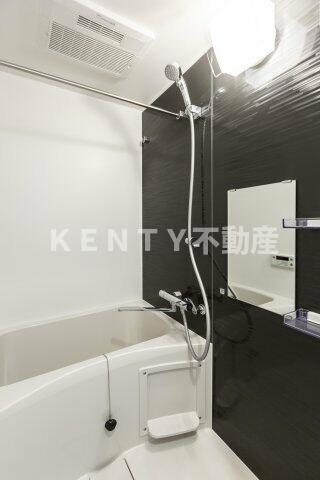 バス・シャワールーム　きれいなお風呂です