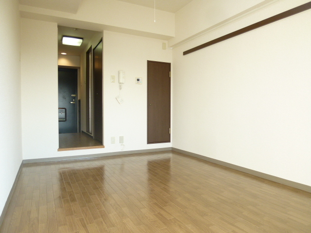 居室・リビング　503号室の写真です。